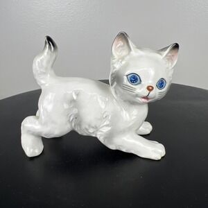 Vintage White Cat Kitten Porcelain Figurine with Blue Rhinestone Eyes
